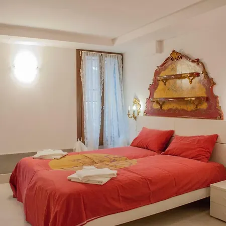 Ca' Priuli 1 Apartamento *